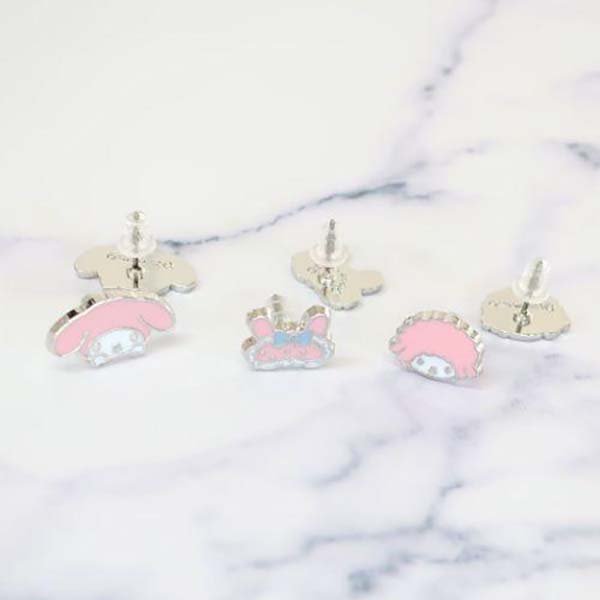 My melody and Kuromi earrings