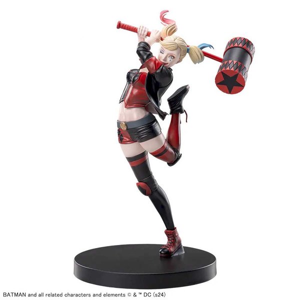 Harley quinn figure