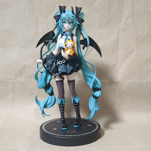 Miku x Devil Figurine